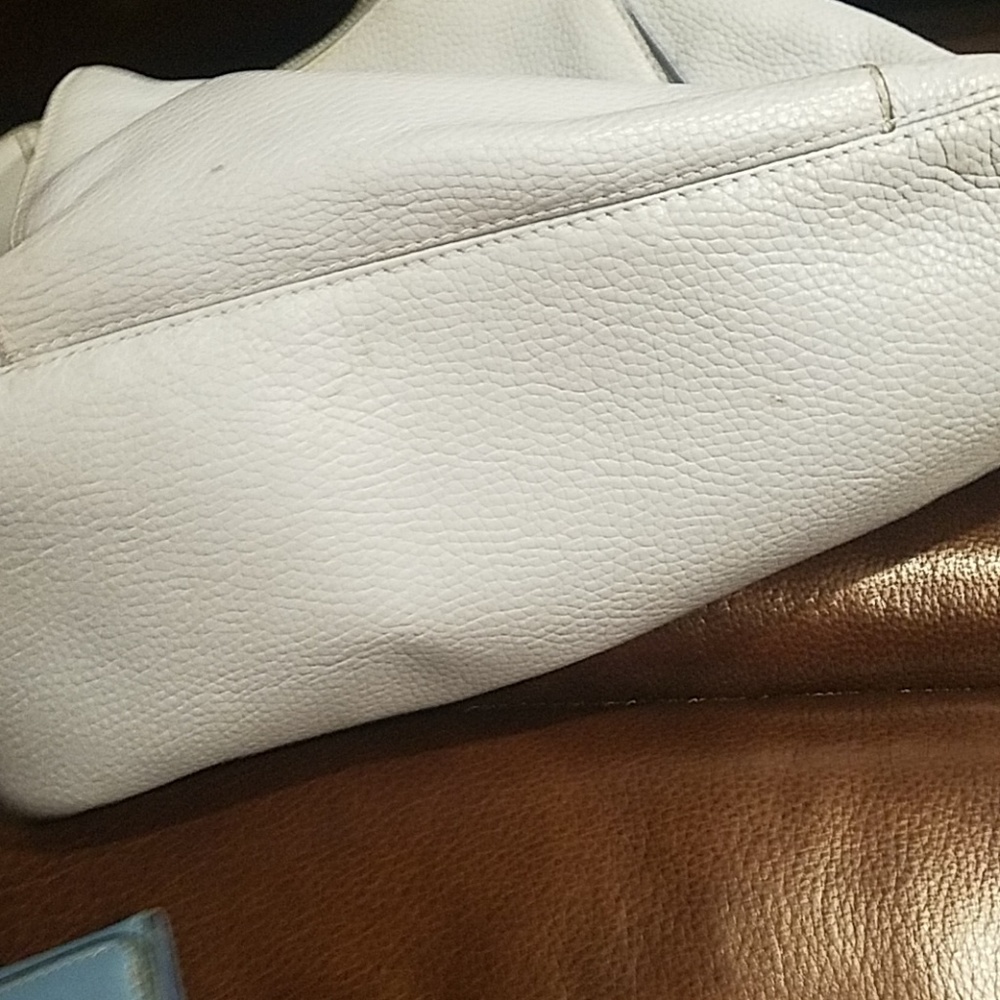Michael Kors leather purse - Picture 3 of 8